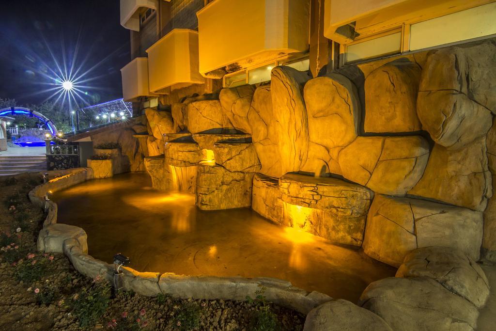 Grand Terme Hotel Kirsehir ภายนอก รูปภาพ